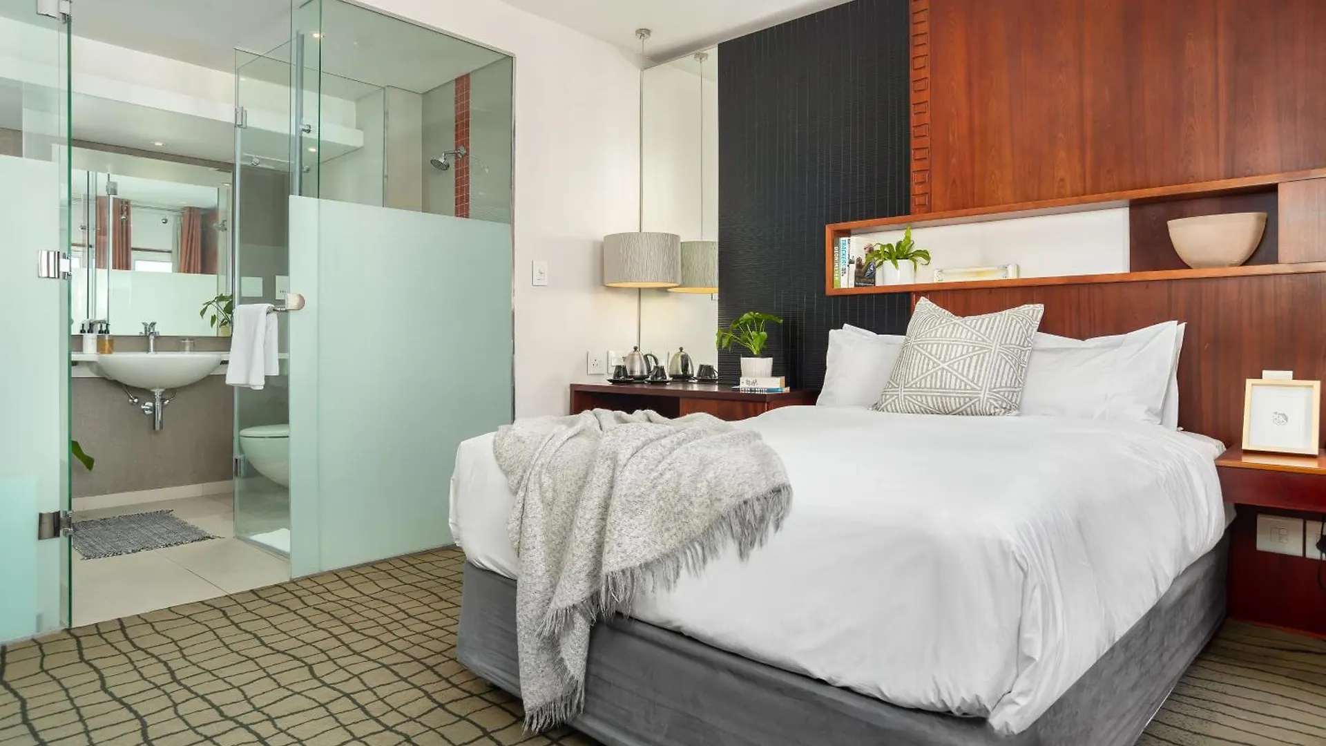 Neighbourgood East City Cape Town Hotel